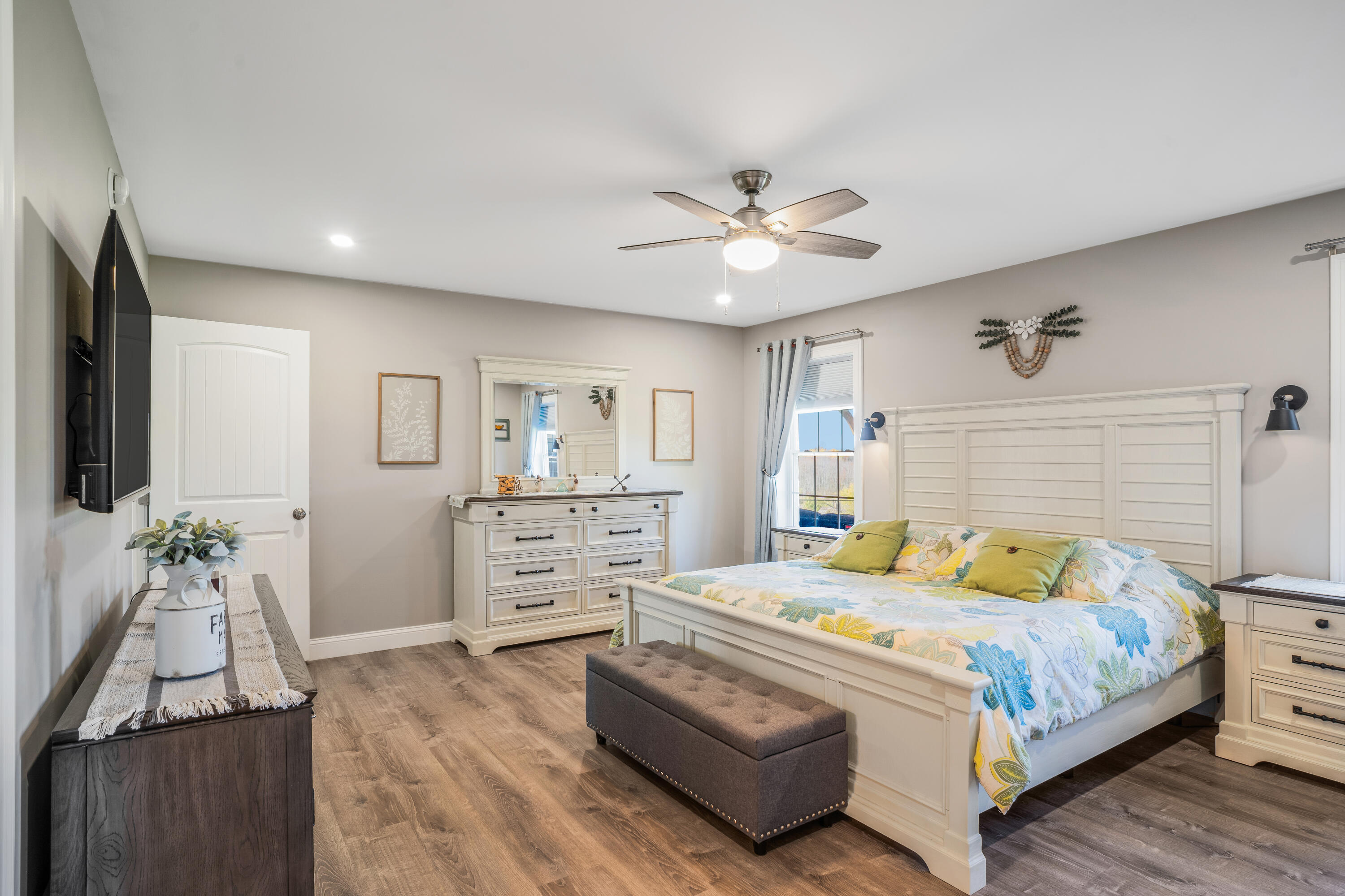 40 Knoll Crest Drive Bangor ME 04401