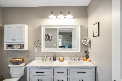 40 Knoll Crest Drive Bangor ME 04401