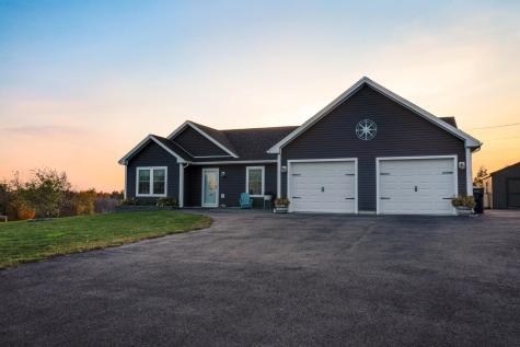 40 Knoll Crest Drive Bangor ME 04401