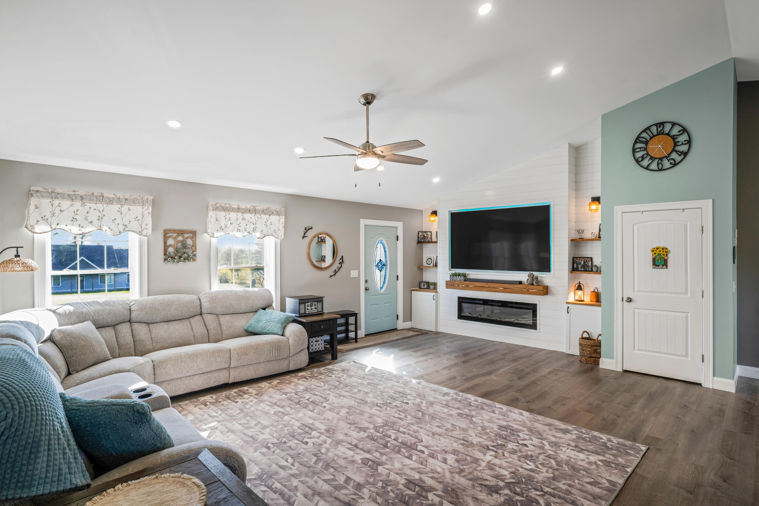 40 Knoll Crest Drive Bangor ME 04401