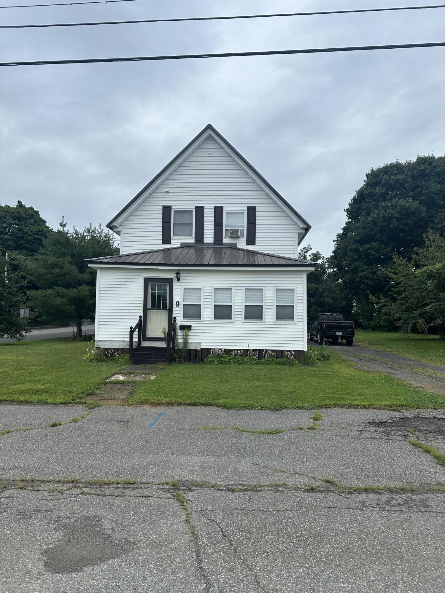 9 Maple Street East Millinocket ME 04430