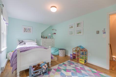 20 Merrill Road Falmouth ME 04105