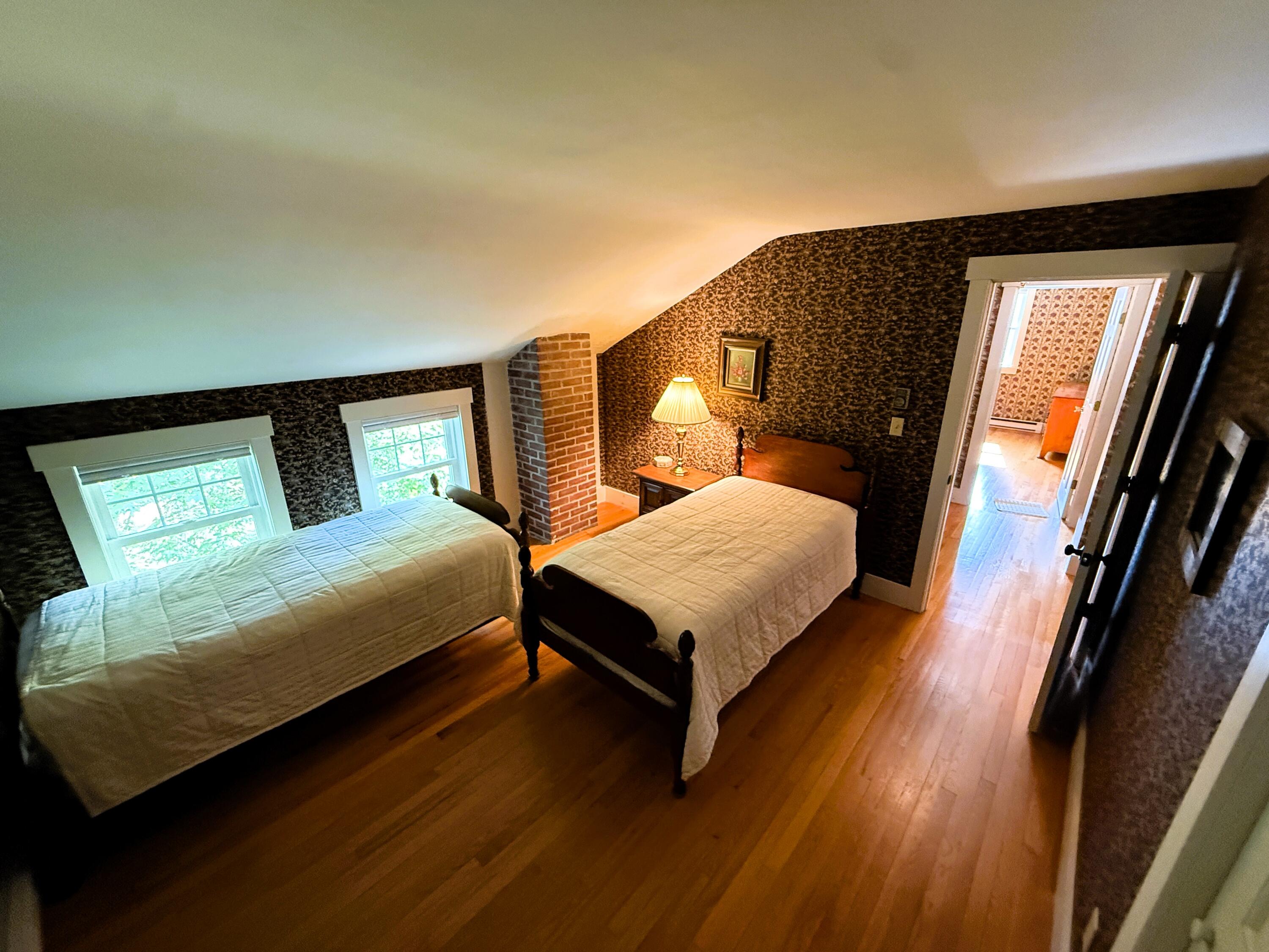 445 Manktown Road Waldoboro ME 04572