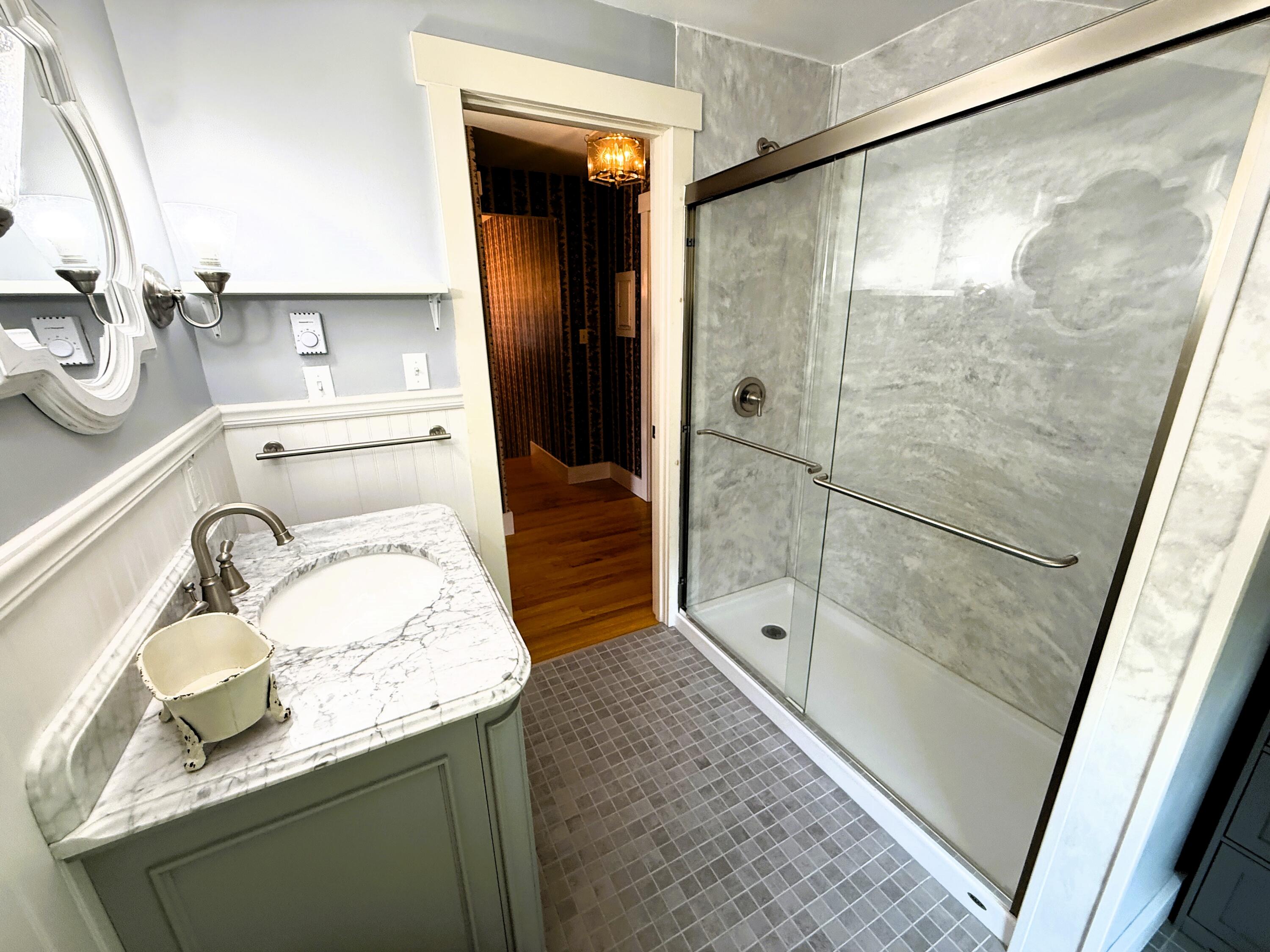 445 Manktown Road Waldoboro ME 04572