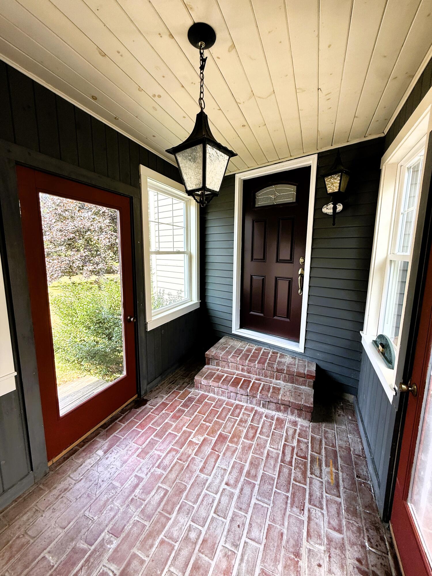 445 Manktown Road Waldoboro ME 04572