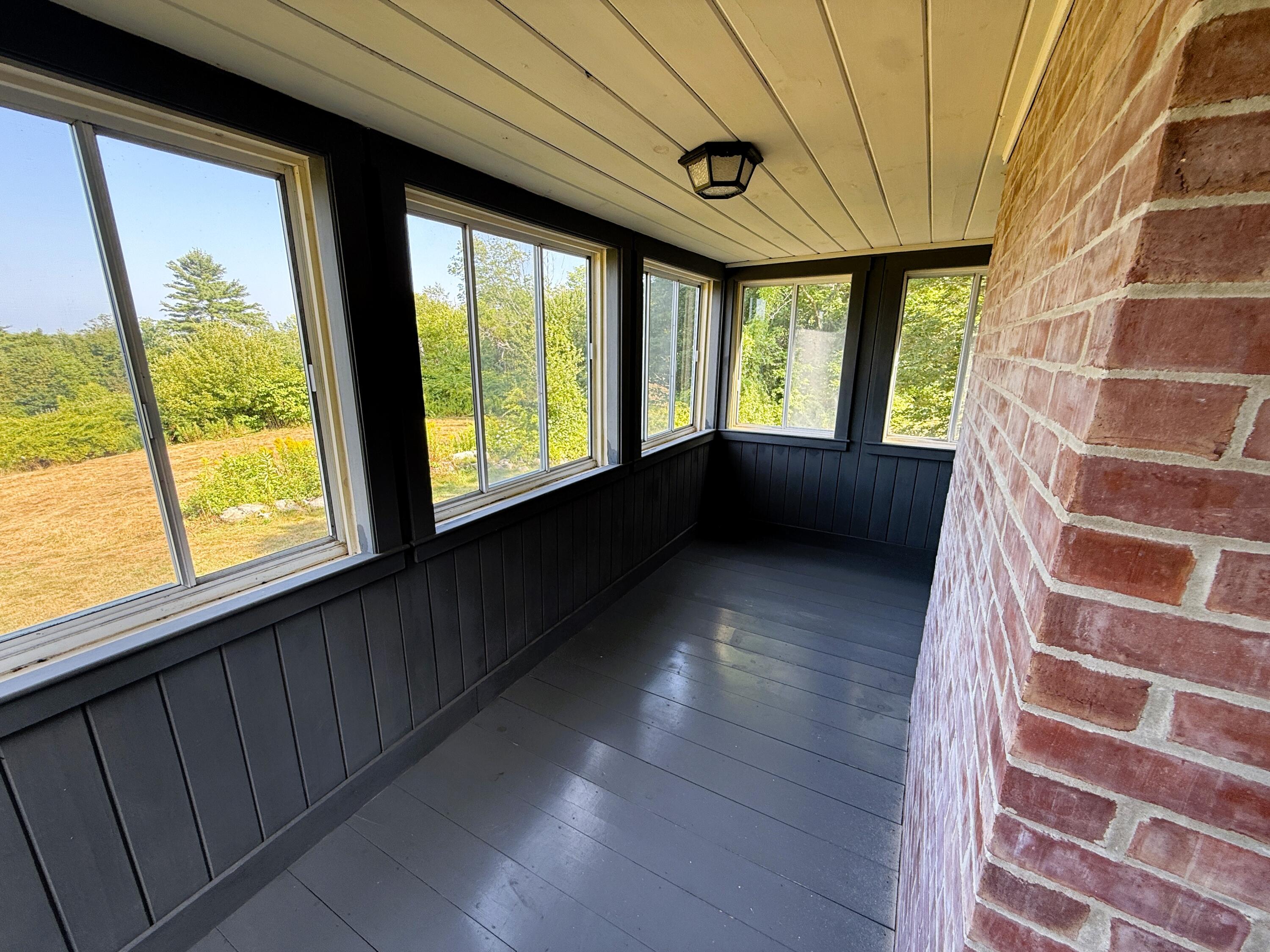 445 Manktown Road Waldoboro ME 04572