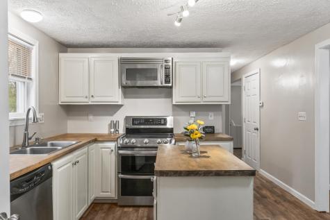 35 Buttonwood Road South Berwick ME 03908