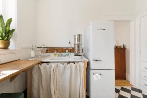 17 Friendship Road Waldoboro ME 04572