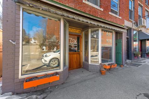 17 Friendship Road Waldoboro ME 04572