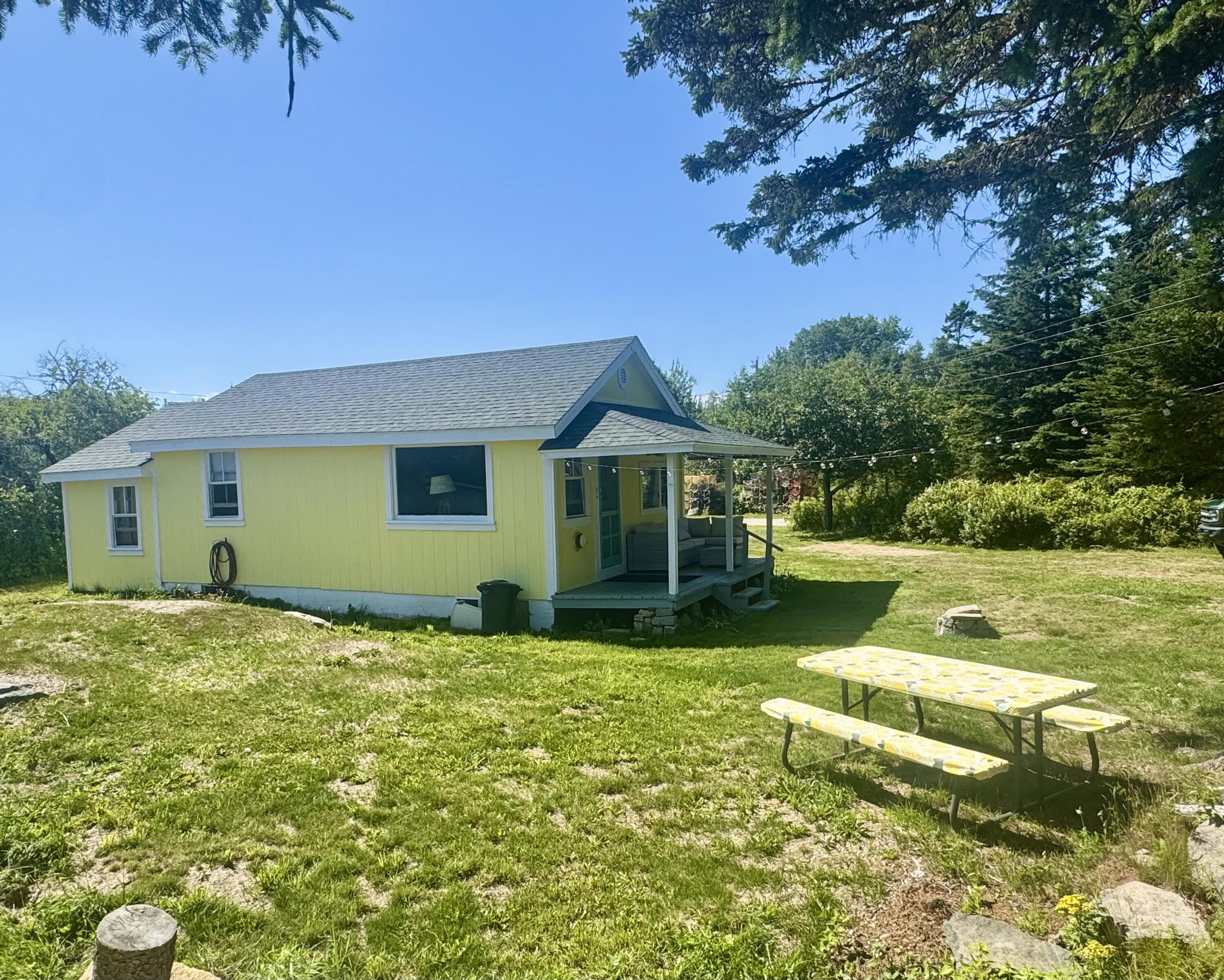 63 York Road Vinalhaven ME 04863