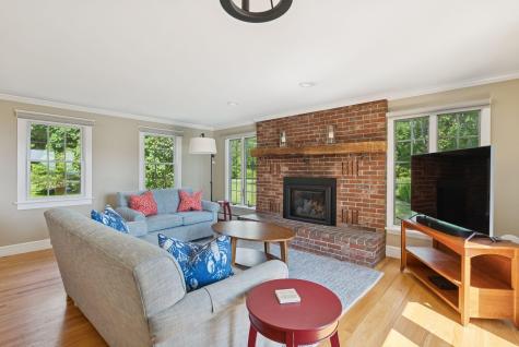 2 Tides Edge Road Cape Elizabeth ME 04107