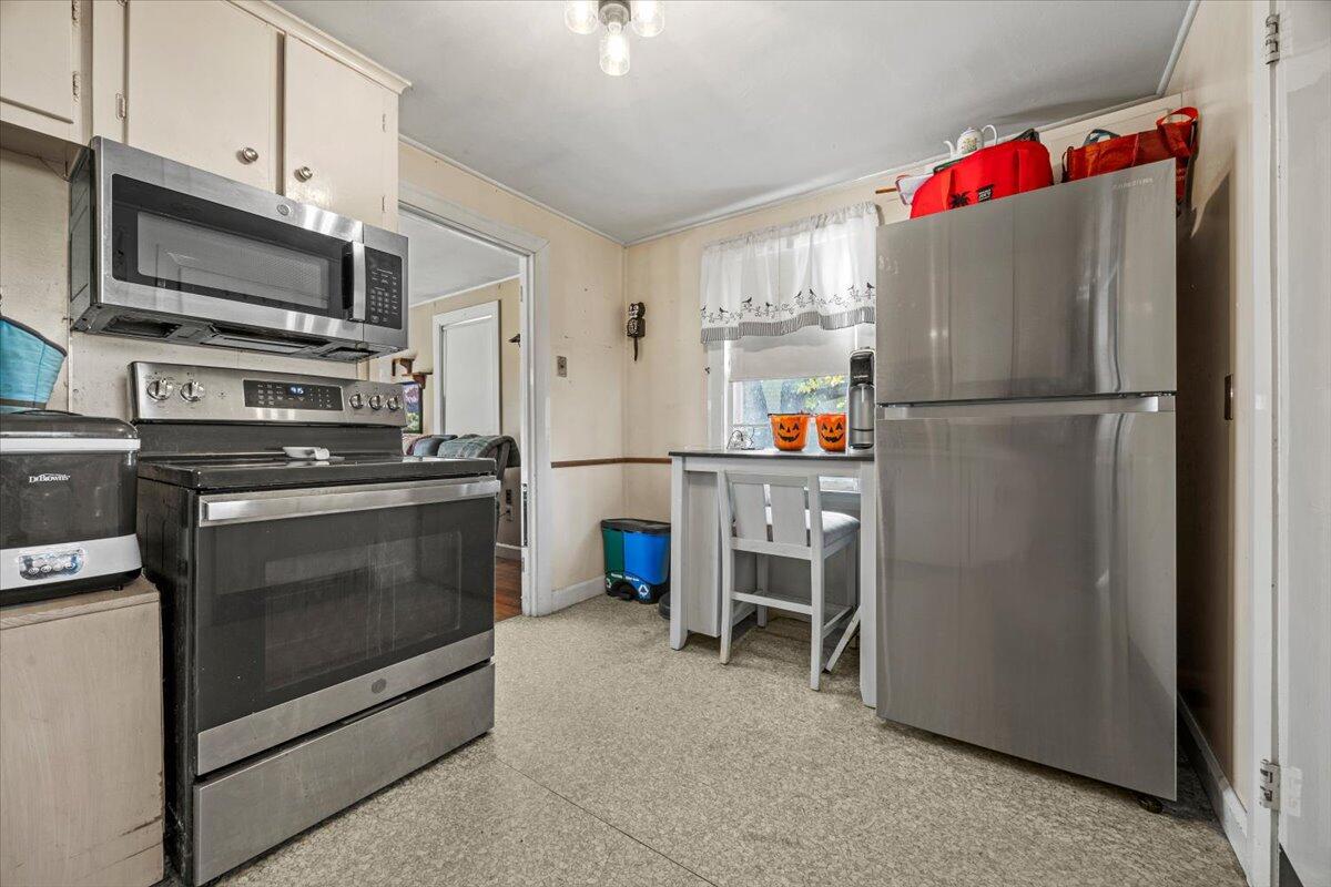 6 Rose Hill Way Scarborough ME 04074