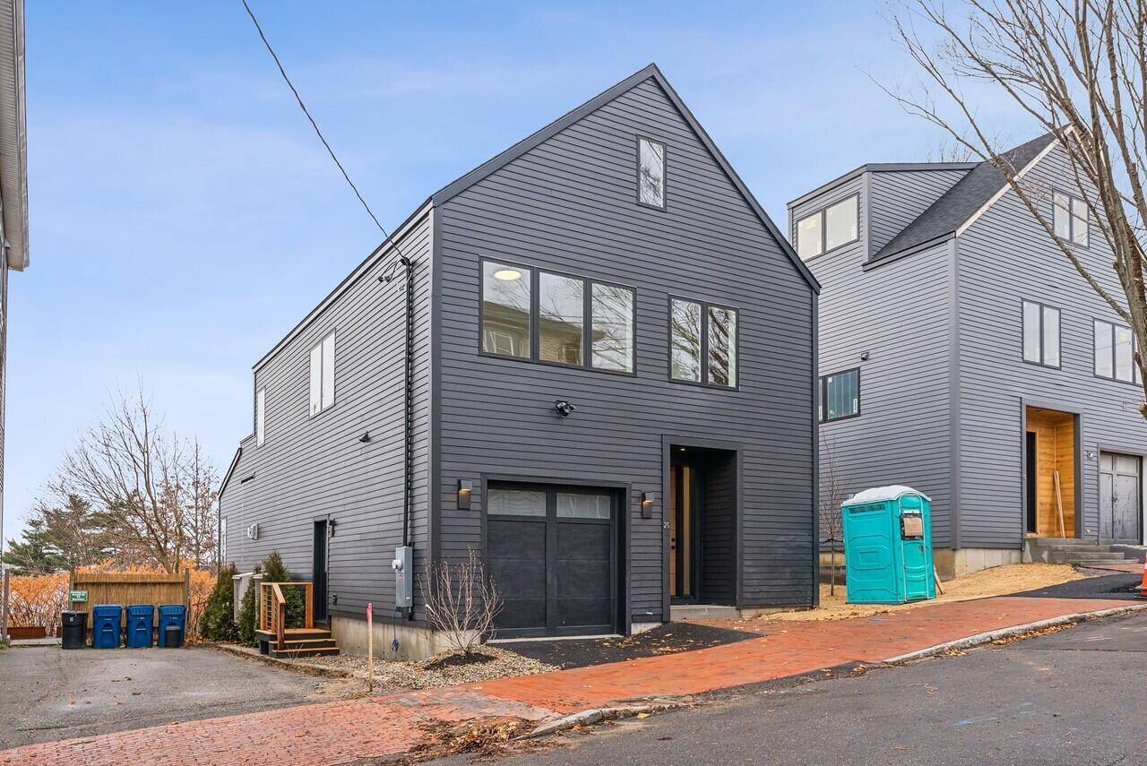 26 Sheridan Street Portland ME 04101