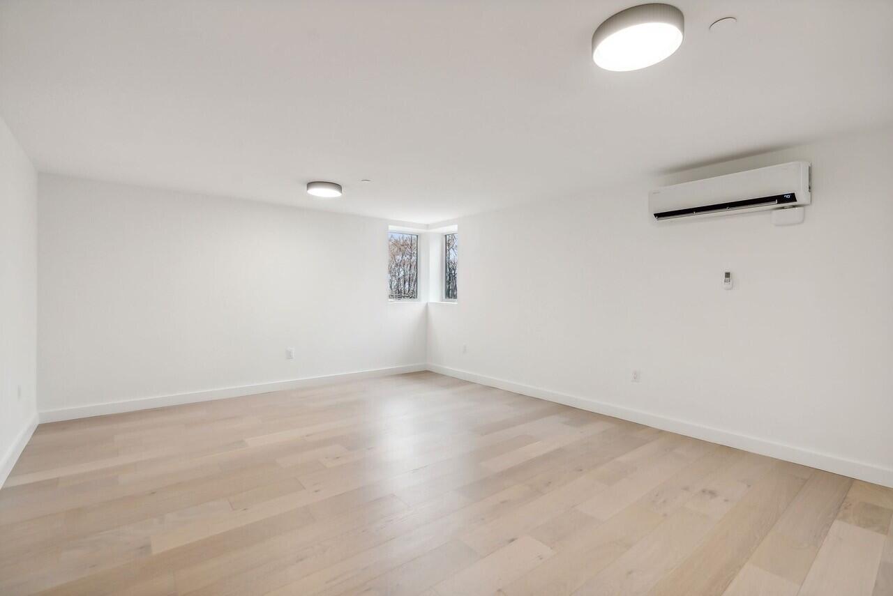 26 Sheridan Street Portland ME 04101