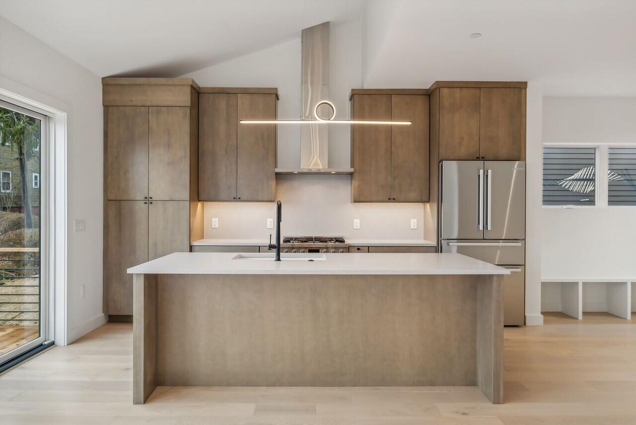 26 Sheridan Street Portland ME 04101