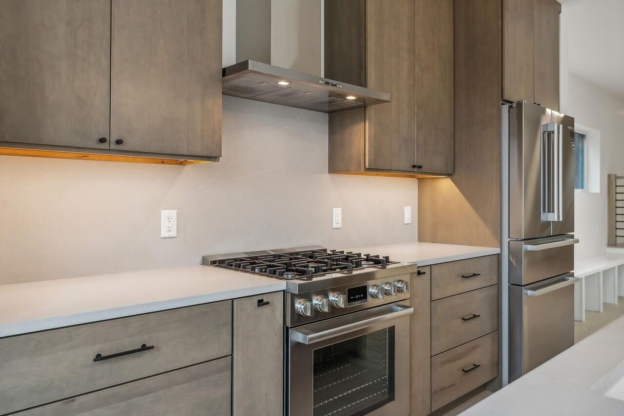 26 Sheridan Street Portland ME 04101