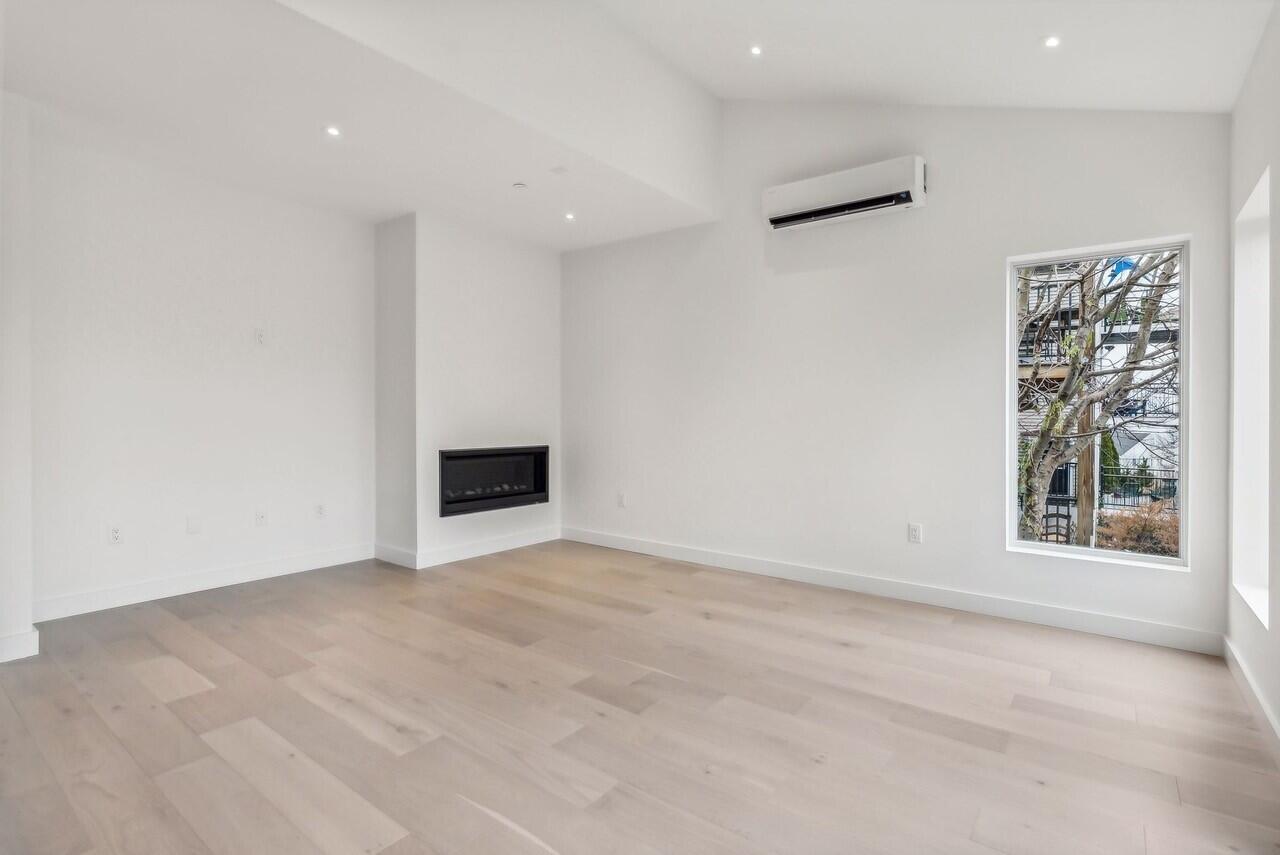 26 Sheridan Street Portland ME 04101