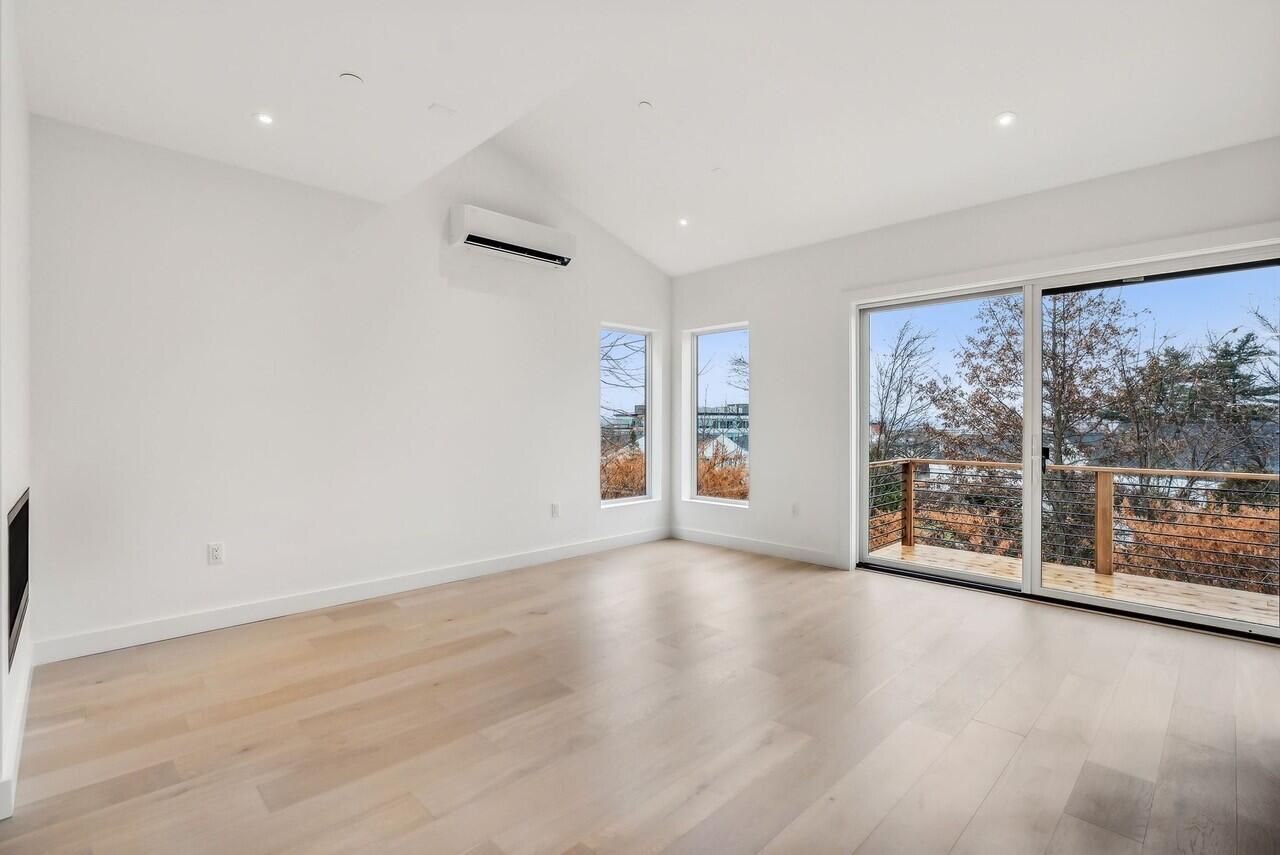 26 Sheridan Street Portland ME 04101