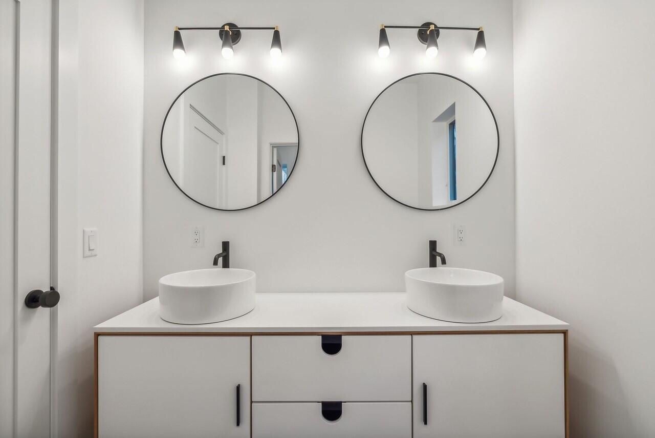 26 Sheridan Street Portland ME 04101