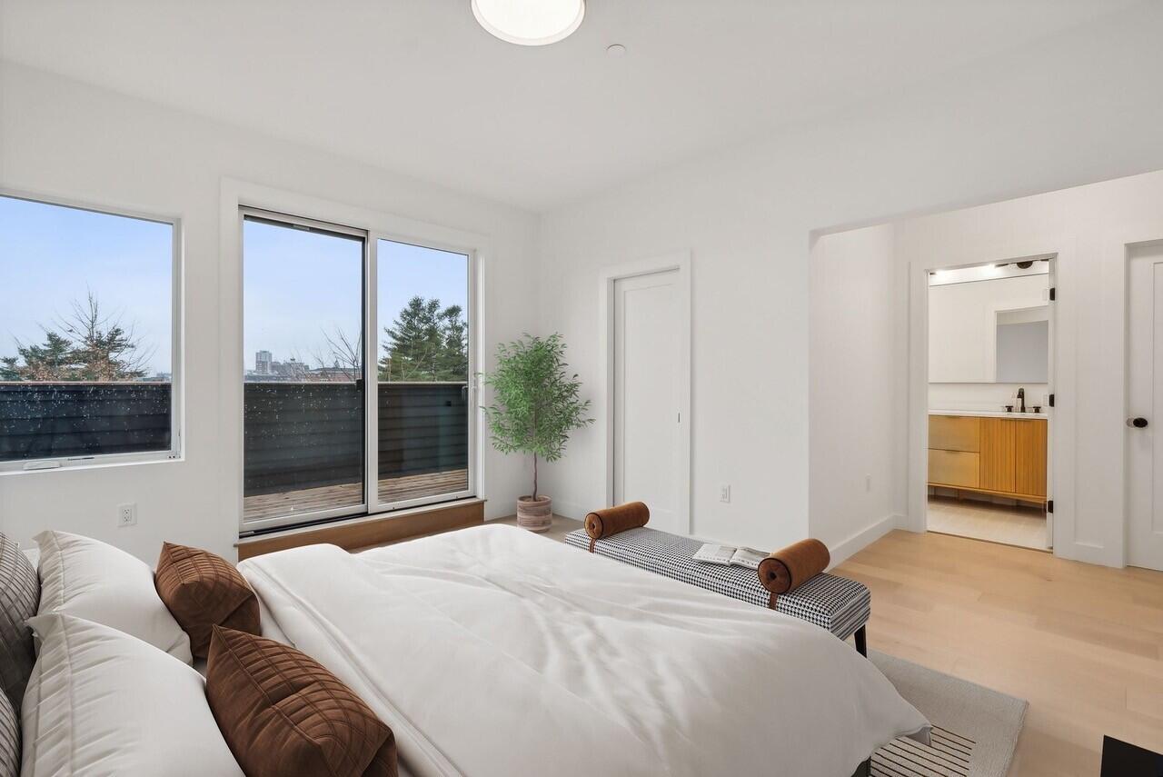 26 Sheridan Street Portland ME 04101