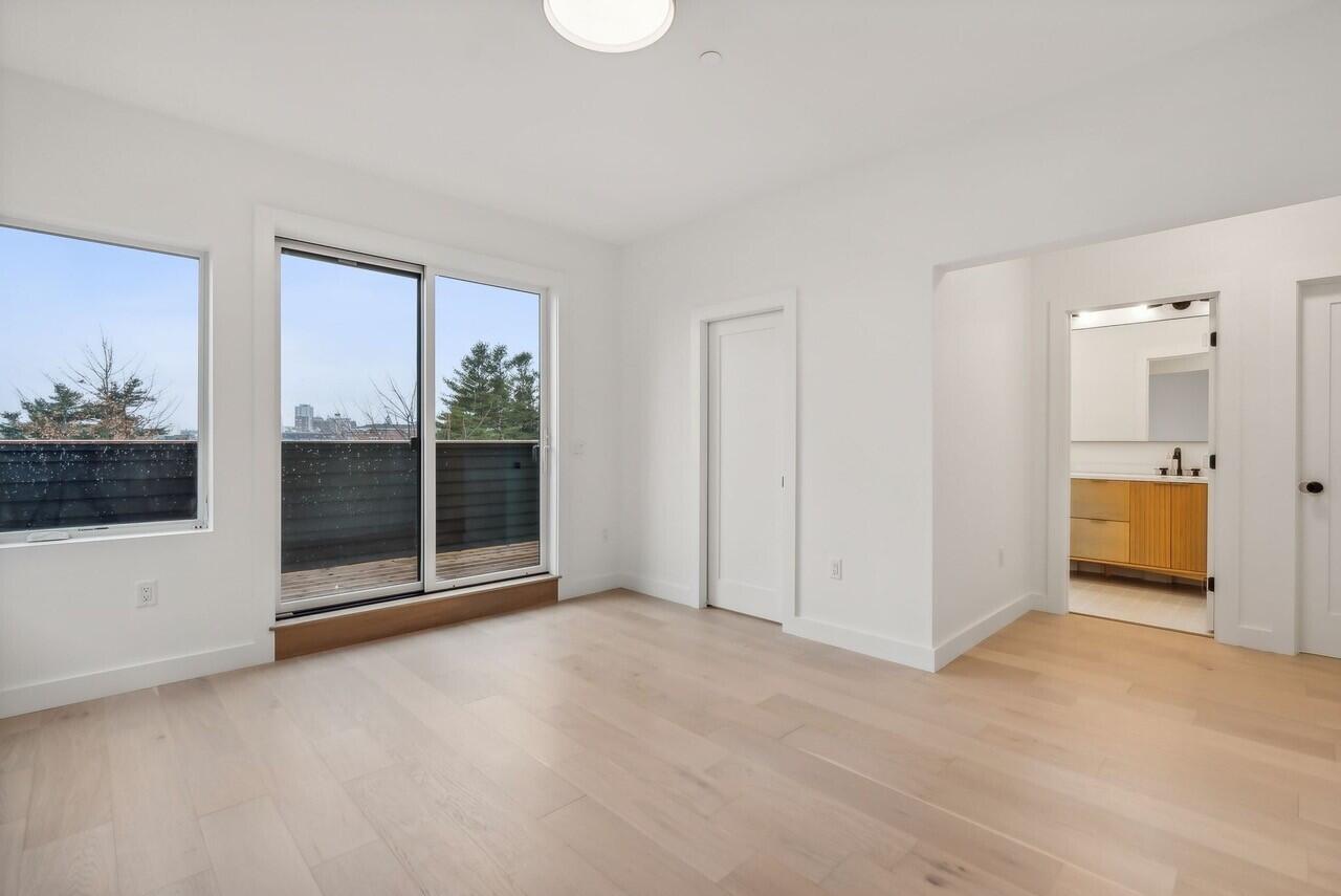 26 Sheridan Street Portland ME 04101