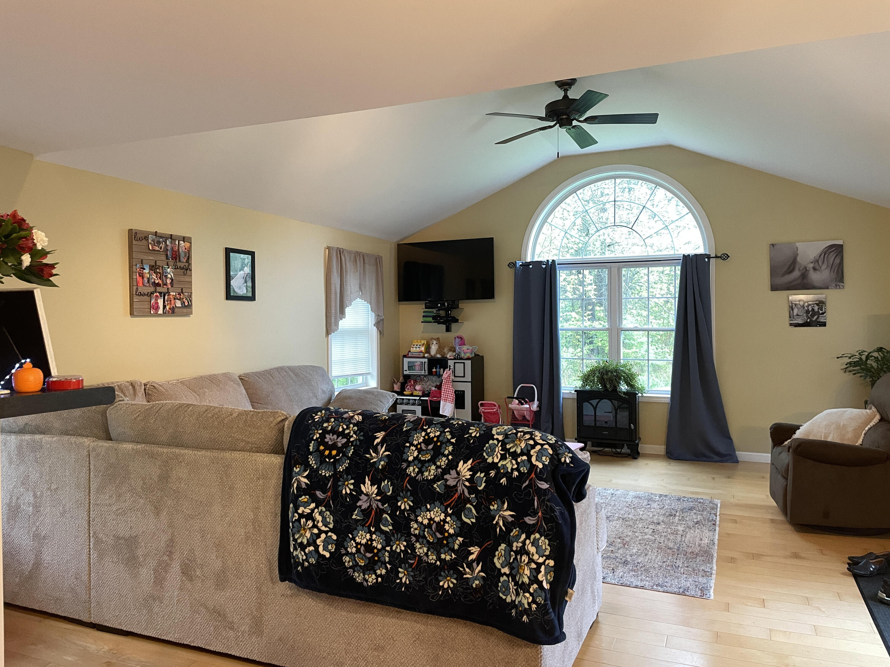 53 George Wright Road Woolwich ME 04579