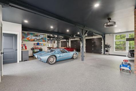 440 Blackstrap Road Falmouth ME 04105