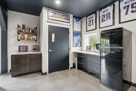 440 Blackstrap Road Falmouth ME 04105