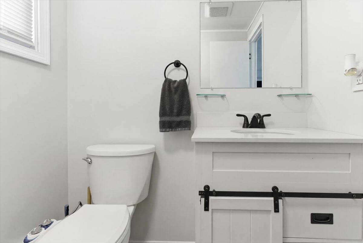 60 N Hill Road Buckfield ME 04220