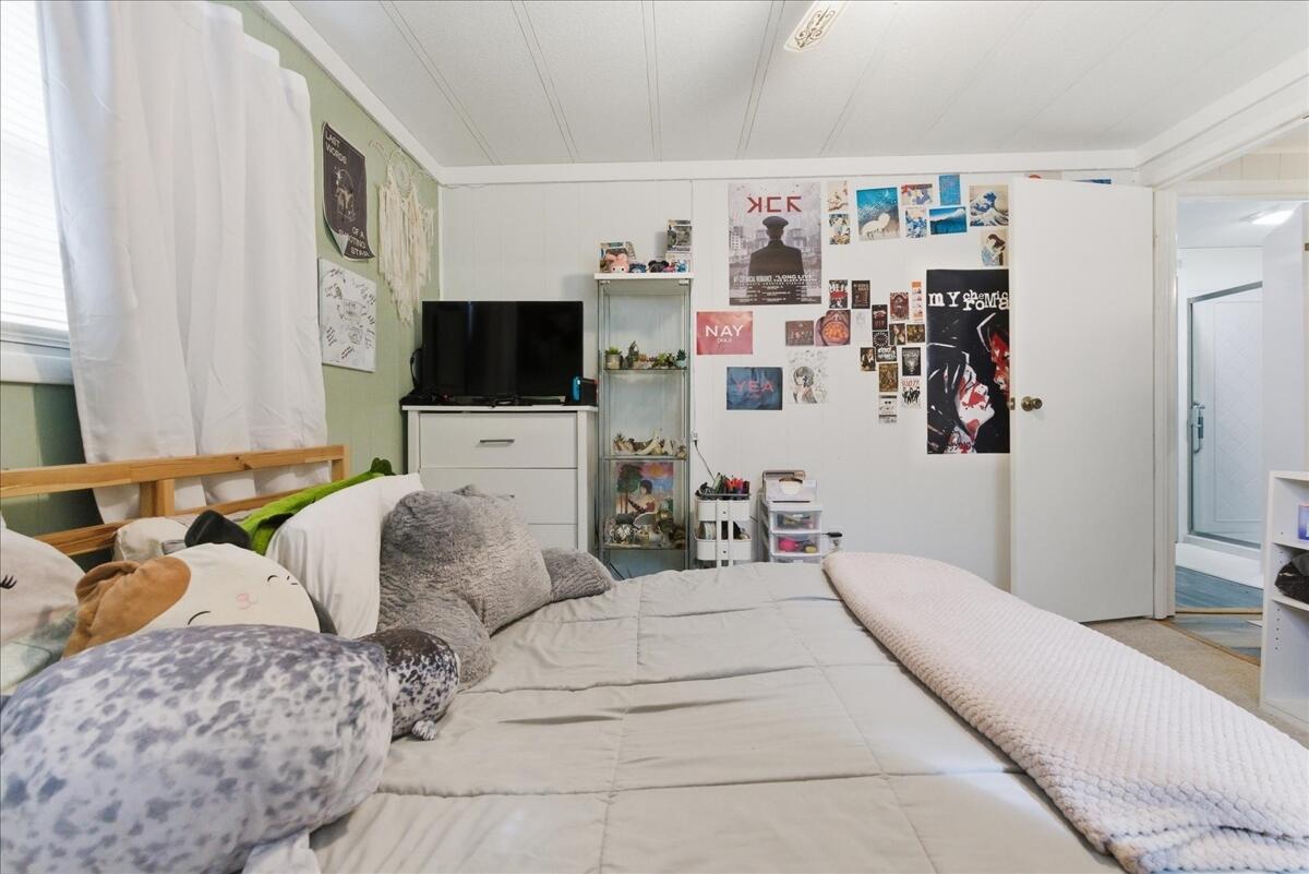 60 N Hill Road Buckfield ME 04220