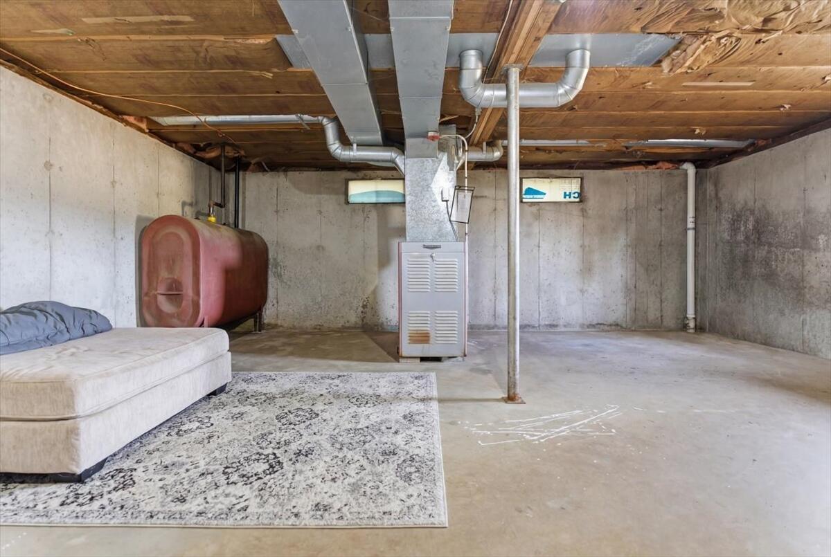 60 N Hill Road Buckfield ME 04220