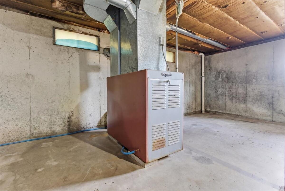 60 N Hill Road Buckfield ME 04220