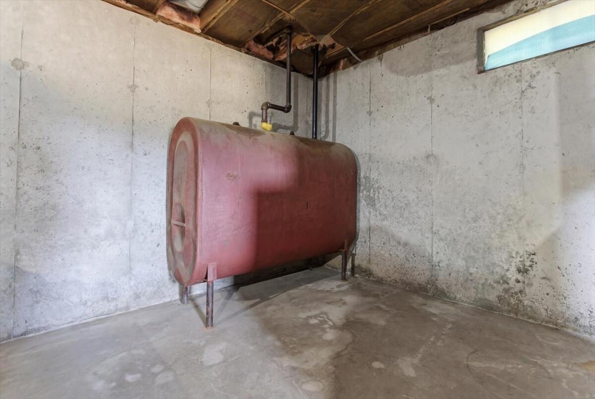 60 N Hill Road Buckfield ME 04220