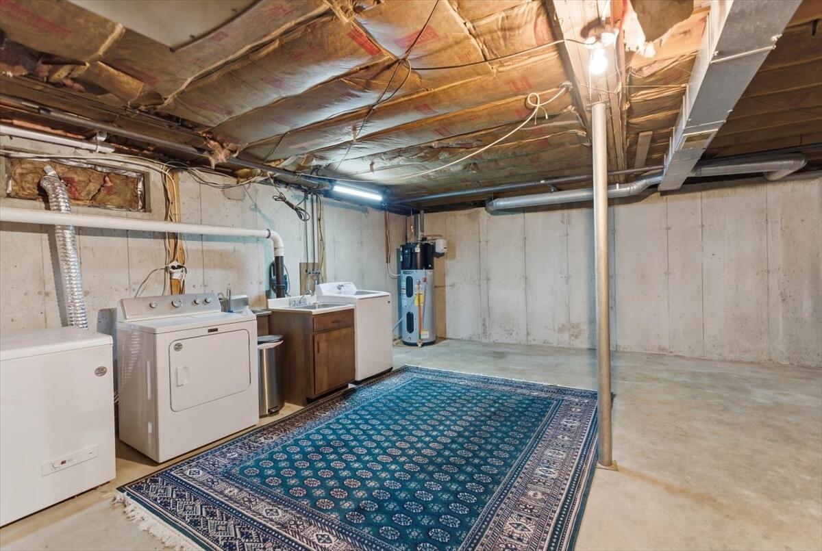 60 N Hill Road Buckfield ME 04220