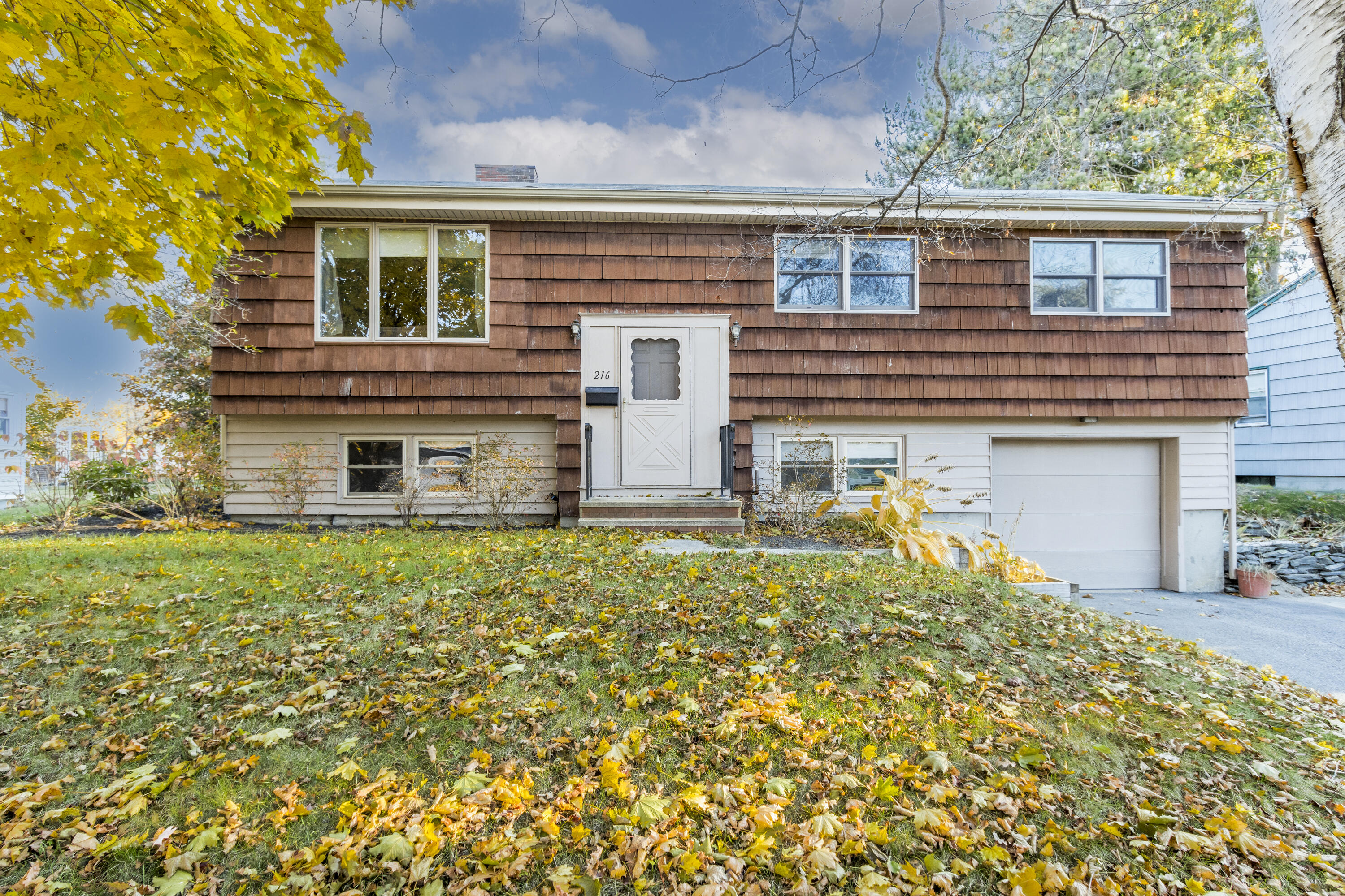 216 Bancroft Street Portland ME 04102