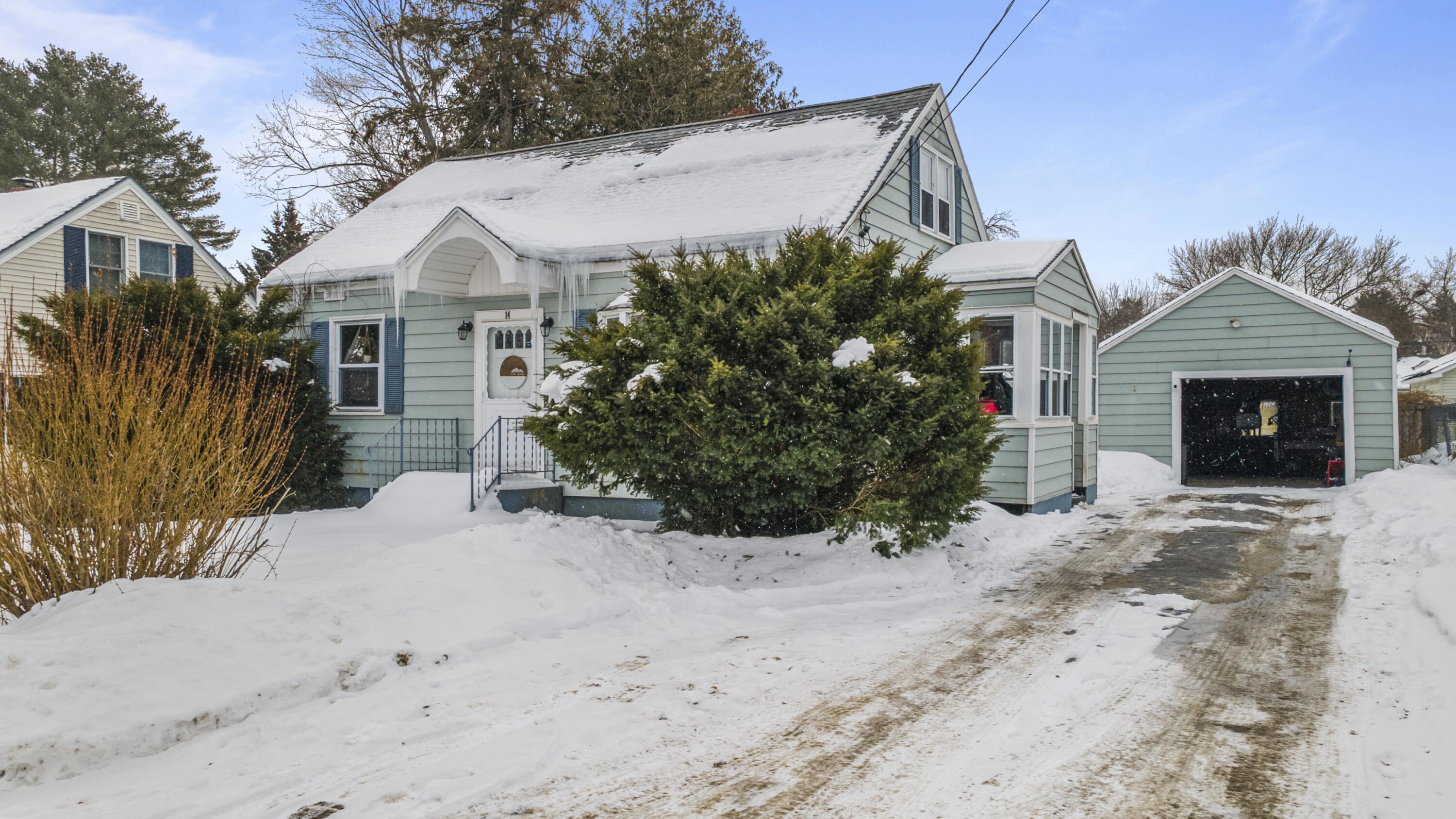 14 Mathews Avenue Waterville ME 04901