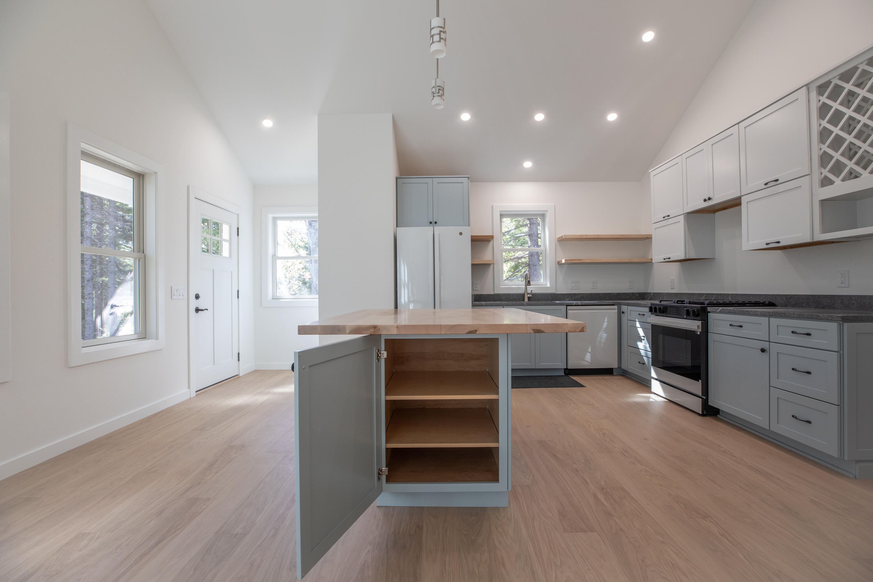 22 Neal Lane Tremont ME 04612