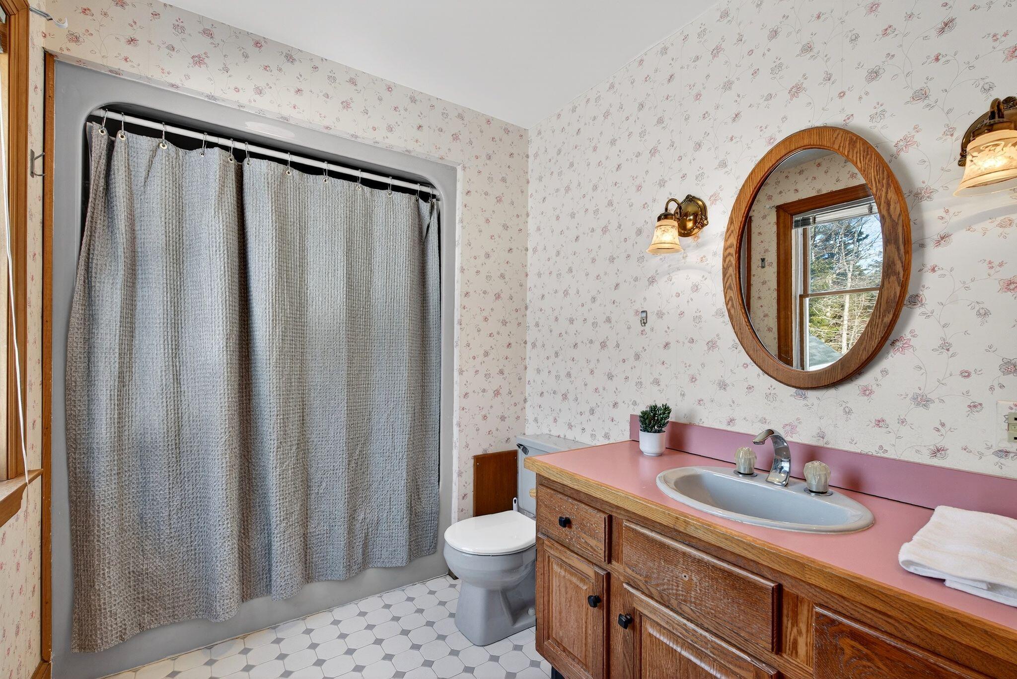 167 Pilgrim Road South Portland ME 04106