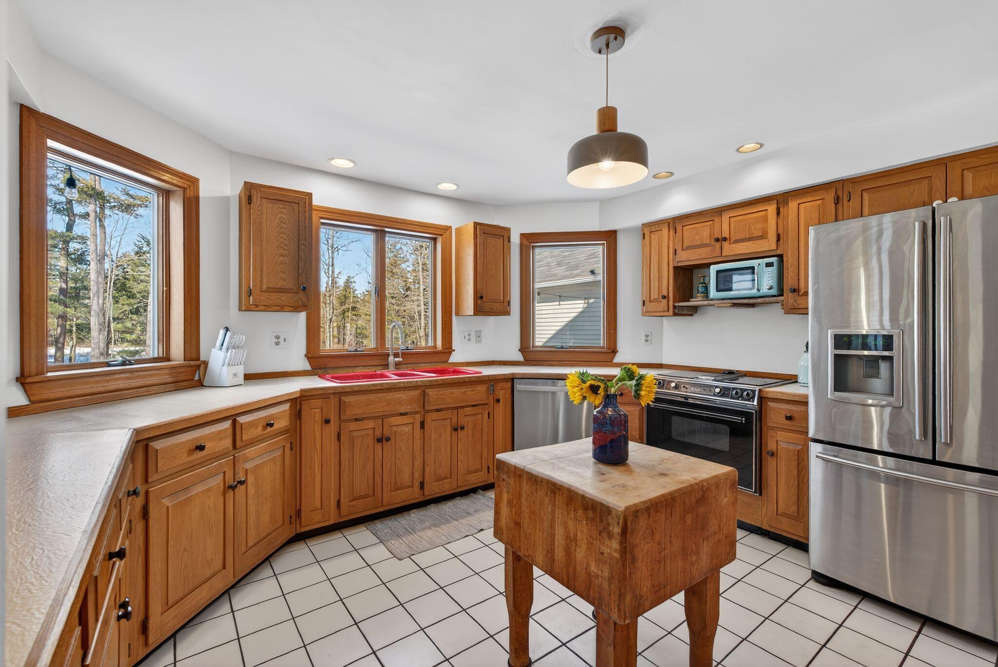 167 Pilgrim Road South Portland ME 04106