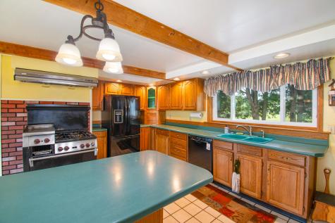 8 Littlefield Road Auburn ME 04210