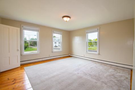 8 Littlefield Road Auburn ME 04210