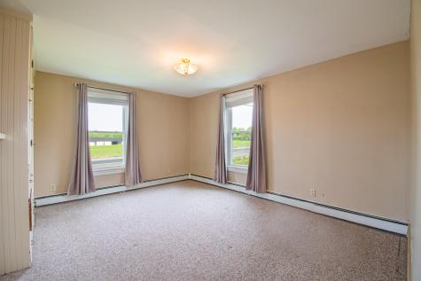 8 Littlefield Road Auburn ME 04210