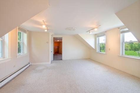 8 Littlefield Road Auburn ME 04210