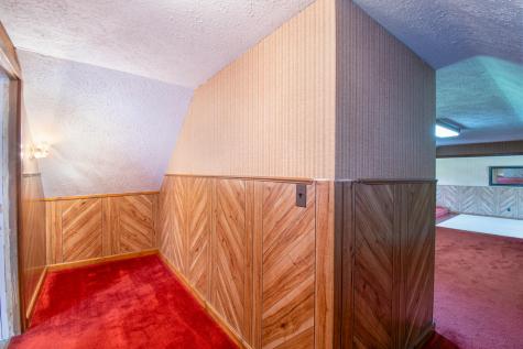 8 Littlefield Road Auburn ME 04210