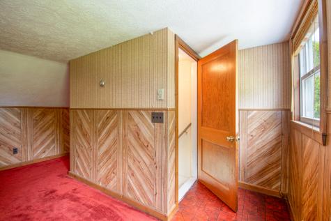 8 Littlefield Road Auburn ME 04210