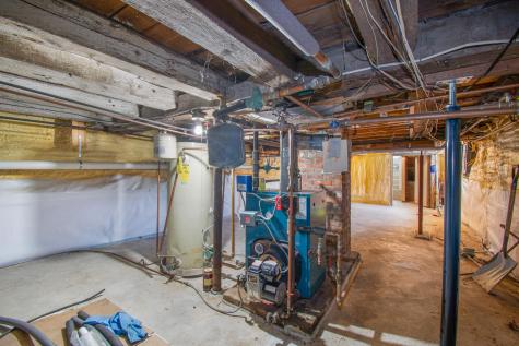 8 Littlefield Road Auburn ME 04210