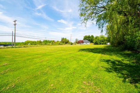 8 Littlefield Road Auburn ME 04210