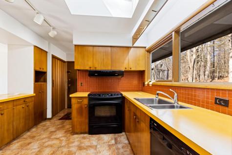 377 Readfield Road Manchester ME 04351