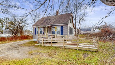 939 Sabattus Street Lewiston ME 04240