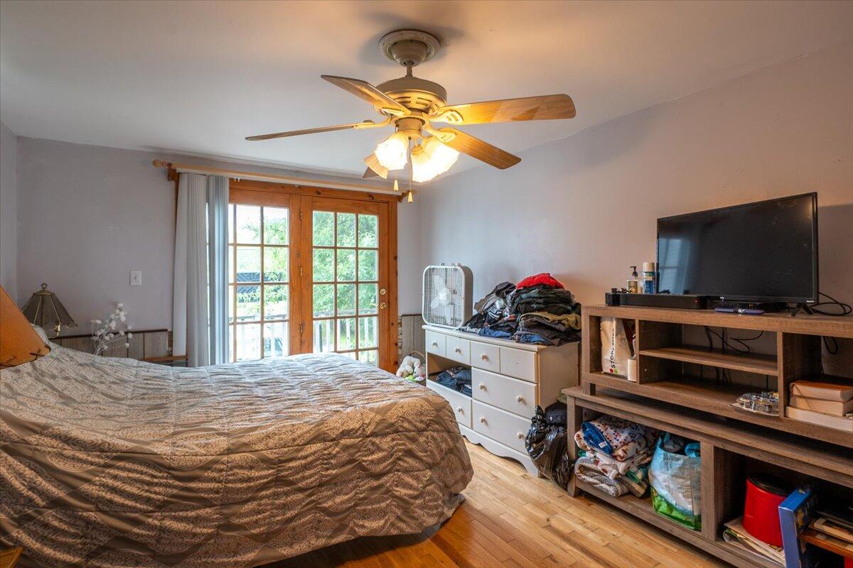 18 Town Clerks Road Owls Head ME 04854